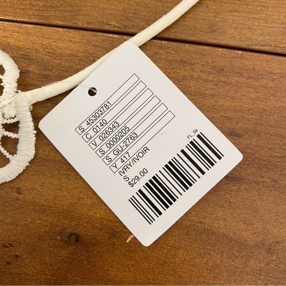 Urban Outfitters Out From Under Lace Bralette Ivory Size Small New W/ Flaws - Picture 4 of 12